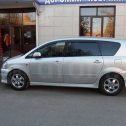 COBRA TUNING Дефлекторы окон на Toyota Ipsum/Picnic I '95-01 (накладные)