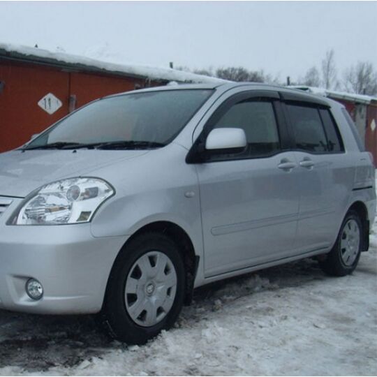 COBRA TUNING Дефлекторы окон на Toyota Raum II '03-11 (накладные) COBRA TUNING Дефлекторы окон на Toyota Raum II '03-11 (накладные)