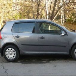 COBRA TUNING Дефлекторы окон на Volkswagen Golf VI '08- 5d (накладные)