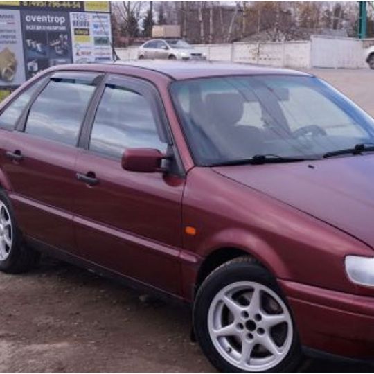 COBRA TUNING Дефлекторы окон на Volkswagen Passat B3 '88-93 седан (накладные)