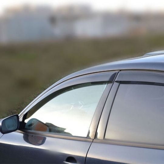 COBRA TUNING Дефлекторы окон на Volkswagen Passat B5 '96-05 седан (накладные) COBRA TUNING Дефлекторы окон на Volkswagen Passat B5 '96-05 седан (накладные)