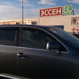 COBRA TUNING Дефлекторы окон на Volkswagen Touareg II '10- (накладные)