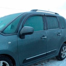 COBRA TUNING Дефлекторы окон на Citroen C3 Picasso '09- (накладные)