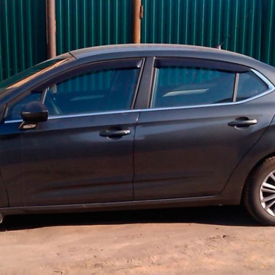 COBRA TUNING Дефлекторы окон на Citroen C4 II '12- седан (накладные) COBRA TUNING Дефлекторы окон на Citroen C4 II '12- седан (накладные)