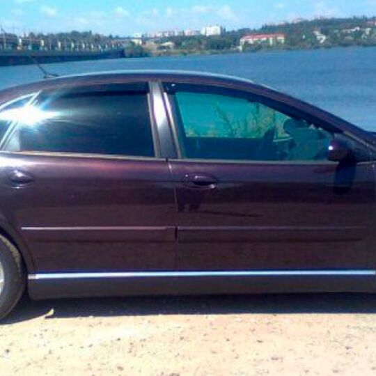 COBRA TUNING Дефлекторы окон на Citroen C5 I '01-08 хэтчбек 5d (накладные) COBRA TUNING Дефлекторы окон на Citroen C5 I '01-08 хэтчбек 5d (накладные)