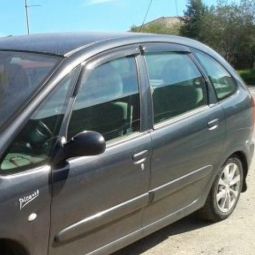 COBRA TUNING Дефлекторы окон на Citroen Xsara Picasso '99- (накладные)