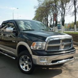 COBRA TUNING Дефлекторы окон на Dodge Ram IV '08- (накладные)