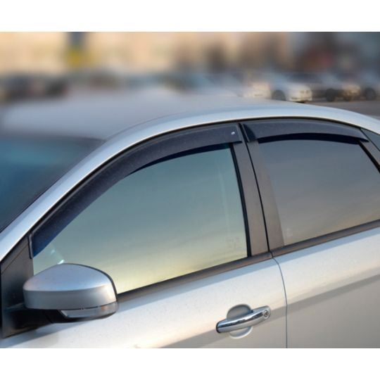 COBRA TUNING Дефлекторы окон на Ford Focus II '04-11 хэтчбек 5d (накладные)