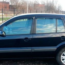 COBRA TUNING Дефлекторы окон на Ford Fusion '02-12 хэтчбек 5d (накладные) COBRA TUNING Дефлекторы окон на Ford Fusion '02-12 хэтчбек 5d (накладные)