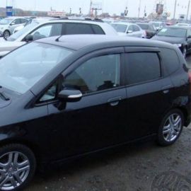 COBRA TUNING Дефлекторы окон на Honda Fit/Jazz II '02-08 (накладные)