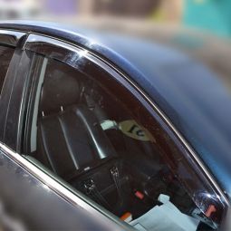 COBRA TUNING Дефлекторы окон на Hyundai Sonata V '04-10 седан (накладные) COBRA TUNING Дефлекторы окон на Hyundai Sonata V '04-10 седан (накладные)