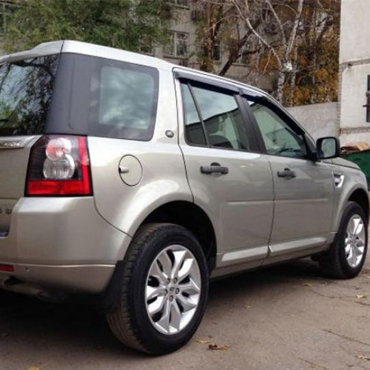 COBRA TUNING Дефлекторы окон на Land Rover Freelander II '06- (накладные)