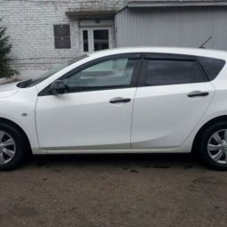 COBRA TUNING Дефлекторы окон на Mazda 3 (BL) '09-13 хэтчбек 5d (накладные)