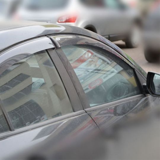 COBRA TUNING Дефлекторы окон на Mazda 3 (BL) '09-13 седан (накладные) COBRA TUNING Дефлекторы окон на Mazda 3 (BL) '09-13 седан (накладные)