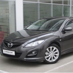 COBRA TUNING Дефлекторы окон на Mazda 6 (GH) '08-12 седан (накладные) COBRA TUNING Дефлекторы окон на Mazda 6 (GH) '08-12 седан (накладные)