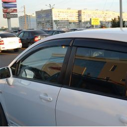 COBRA TUNING Дефлекторы окон на Nissan Tiida I '04-11 хэтчбек (накладные)