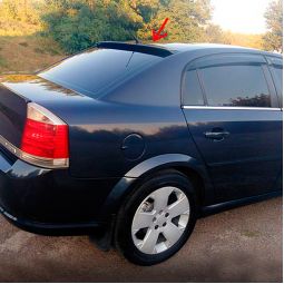 Orticar Козырек заднего стекла [Бленда] на Opel Vectra С '02-08 седан (под покраску)