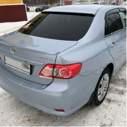 Orticar Козырек заднего стекла [Бленда] на Toyota Corolla (E14/15) '06-12 седан (под покраску)