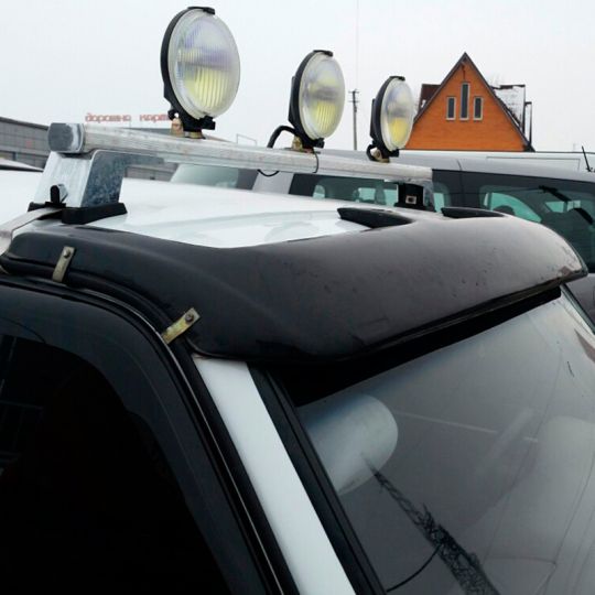 Orticar Козырек лобового стекла на ВАЗ Нива 2121/21213 (под покраску) Orticar Козырек лобового стекла на ВАЗ Нива 2121/21213 (под покраску)