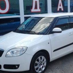 COBRA TUNING Дефлекторы окон на Skoda Fabia II '07- универсал (накладные) COBRA TUNING Дефлекторы окон на Skoda Fabia II '07- универсал (накладные)