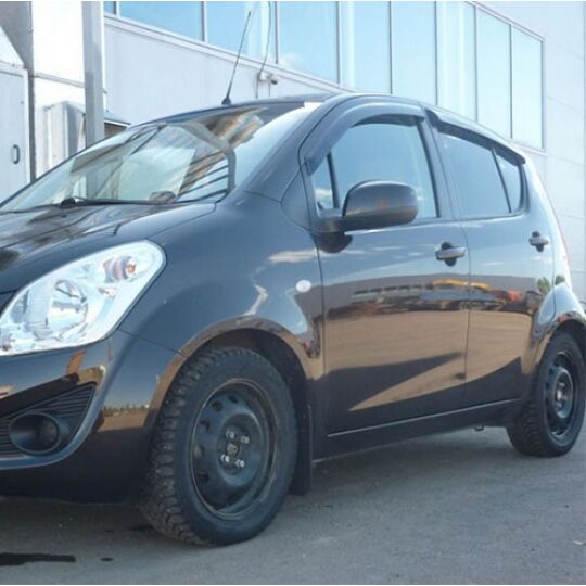 COBRA TUNING Дефлекторы окон на Suzuki Splash '08- (накладные) COBRA TUNING Дефлекторы окон на Suzuki Splash '08- (накладные)