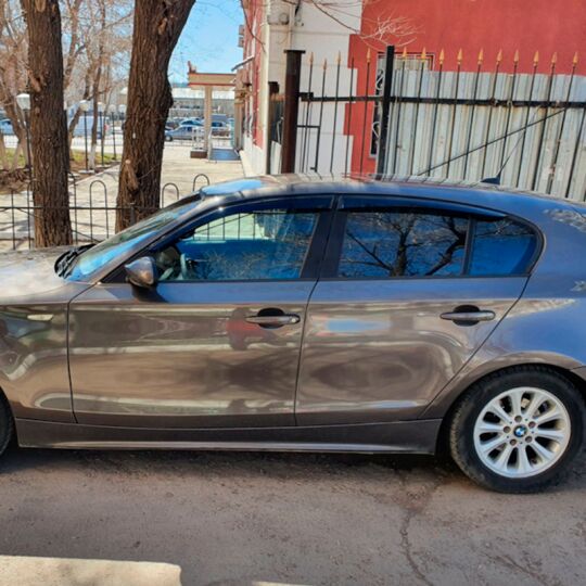 VL-Tuning Дефлекторы окон на BMW 1 (E87) '04-11 (накладные)