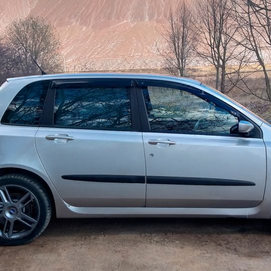 VL-Tuning Дефлекторы окон на Fiat Stilo '01-06 хэтчбек 5d (накладные) VL-Tuning Дефлекторы окон на Fiat Stilo '01-06 хэтчбек 5d (накладные)