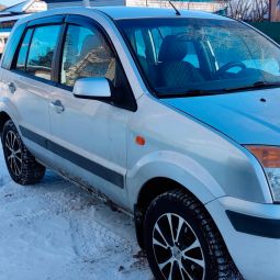 VL-Tuning Дефлекторы окон на Ford Fusion '02-12 хэтчбек 5d (накладные)