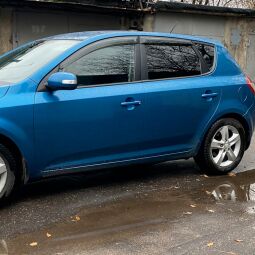 VL-Tuning Дефлекторы окон на Kia Cee'd I '06-12 хэтчбек 5d (накладные)