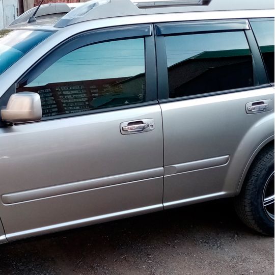 VL-Tuning Дефлекторы окон на Nissan X-Trail (T30) '01-07 (накладные)