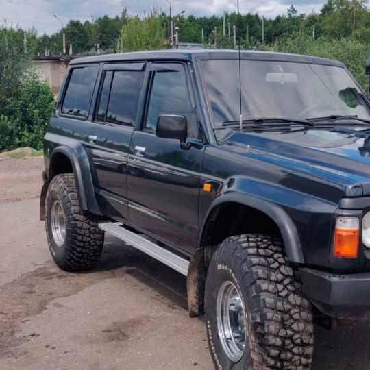 VL-Tuning Дефлекторы окон на Nissan Patrol (Y60) '87-98 5d (накладные)