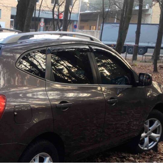 VL-Tuning Дефлекторы окон на Nissan Rogue I '07-15 кроссовер (накладные)