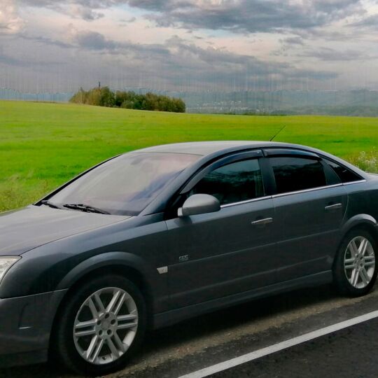 VL-Tuning Дефлекторы окон на Opel Vectra С '02-08 хэтчбек 5d (накладные) VL-Tuning Дефлекторы окон на Opel Vectra С '02-08 хэтчбек 5d (накладные)