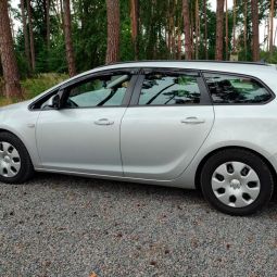 VL-Tuning Дефлекторы окон на Opel Astra J '09- Sports Tourer универсал (накладные)