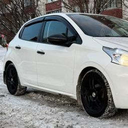 VL-Tuning Дефлекторы окон на Peugeot 208 '12- хэтчбек 5d (накладные)