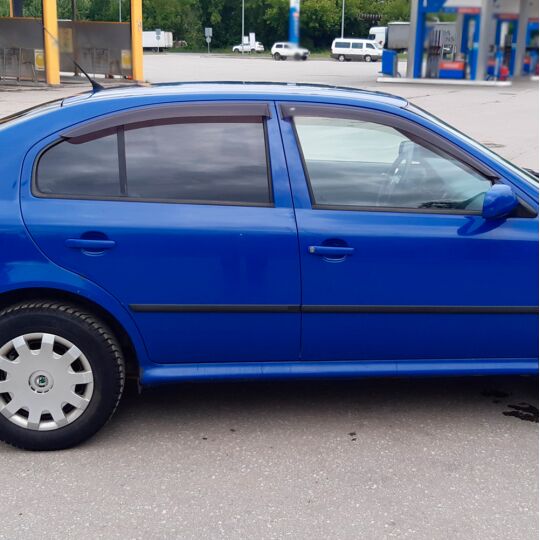 VL-Tuning Дефлекторы окон на Skoda Octavia Tour I '96-10 (накладные) VL-Tuning Дефлекторы окон на Skoda Octavia Tour I '96-10 (накладные)