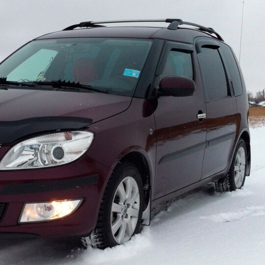VL-Tuning Дефлекторы окон на Skoda Roomster '06- (накладные) VL-Tuning Дефлекторы окон на Skoda Roomster '06- (накладные)
