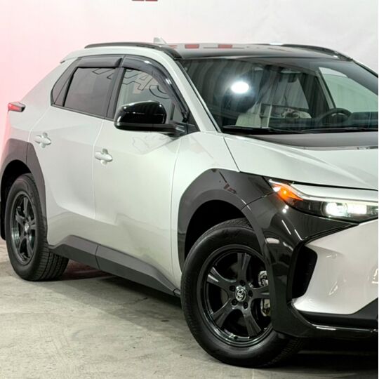 VL-Tuning Дефлекторы окон на Toyota bZ4X '22- (накладные) VL-Tuning Дефлекторы окон на Toyota bZ4X '22- (накладные)