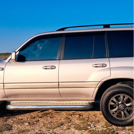 VL-Tuning Дефлекторы окон на Toyota Land Cruiser (100) '98-07 5d (накладные) VL-Tuning Дефлекторы окон на Toyota Land Cruiser (100) '98-07 5d (накладные)