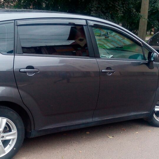 VL-Tuning Дефлекторы окон на Toyota Corolla Verso III '04-09 (накладные)