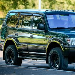 VL-Tuning Дефлекторы окон на Toyota Land Cruiser Prado (90) '96-02 5d (накладные)