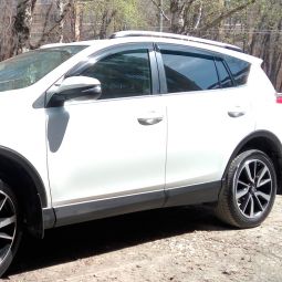 VL-Tuning Дефлекторы окон на Toyota Rav4 IV '13- 5d (накладные)