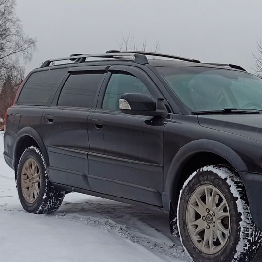 VL-Tuning Дефлекторы окон на Volvo XC70 P2 '00-07 универсал (накладные) VL-Tuning Дефлекторы окон на Volvo XC70 P2 '00-07 универсал (накладные)