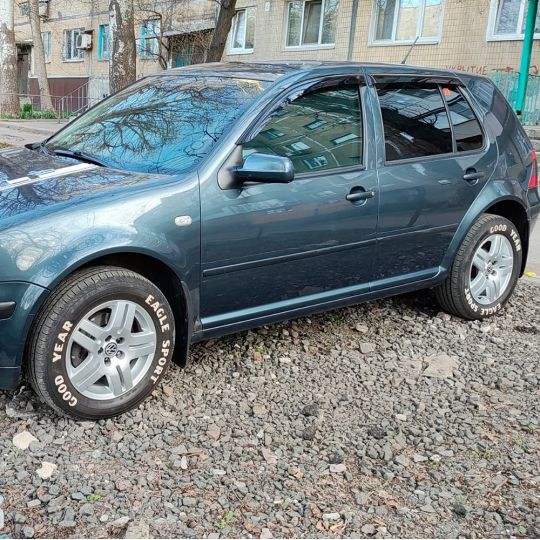 VL-Tuning Дефлекторы окон на Volkswagen Golf IV '97-03 5d (накладные) VL-Tuning Дефлекторы окон на Volkswagen Golf IV '97-03 5d (накладные)