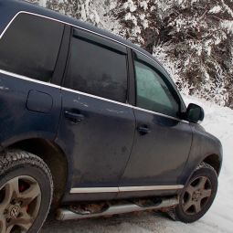 VL-Tuning Дефлекторы окон на Volkswagen Touareg I '02-07 (накладные)