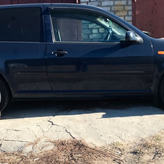 VL-Tuning Дефлекторы окон на Volkswagen Golf IV '97-03 3d (накладные) VL-Tuning Дефлекторы окон на Volkswagen Golf IV '97-03 3d (накладные)