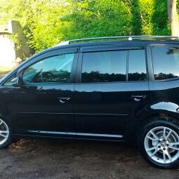 VL-Tuning Дефлекторы окон на Volkswagen Touran I '10-15 (накладные)