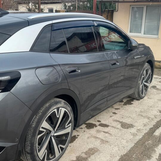 VL-Tuning Дефлекторы окон на Volkswagen ID.4 '20- (накладные) VL-Tuning Дефлекторы окон на Volkswagen ID.4 '20- (накладные)