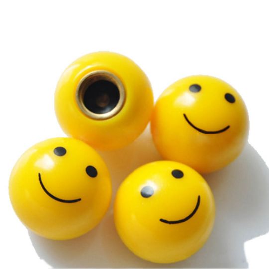 Колпачки на ниппель колеса Смайл (Комплект 4 шт.) Колпачки на ниппель колеса Смайл (Комплект 4 шт.)