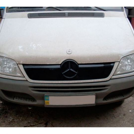 Flyplast Зимняя накладка на решетку радиатора Mercedes-Benz Sprinter (W901-905) '02-06 верхняя (глянцевая) Flyplast Зимняя накладка на решетку радиатора Mercedes-Benz Sprinter (W901-905) '02-06 верхняя (глянцевая)